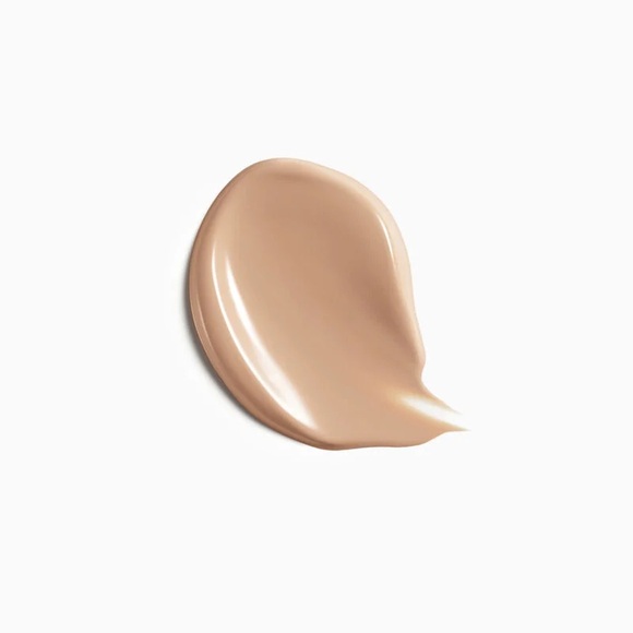 Clé de Peau Beauté $285 The Foundation Natural SPF 22 O10 Light Ocher - Picture 3 of 7